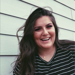 Meet your Posher, Vanessa